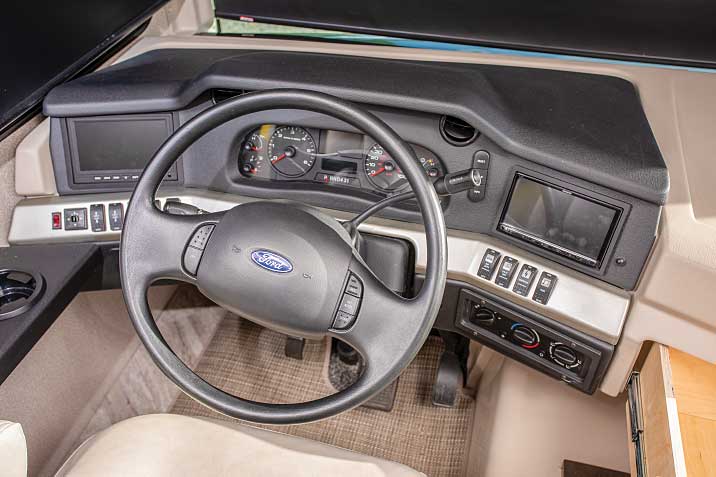 Fleetwood Bounder dash Fleetwood Bounder dash