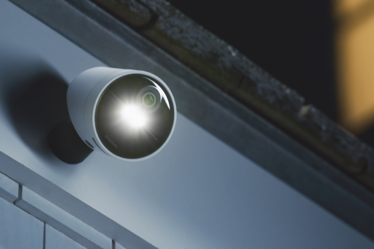 Simpli Safe Outdoor Camera