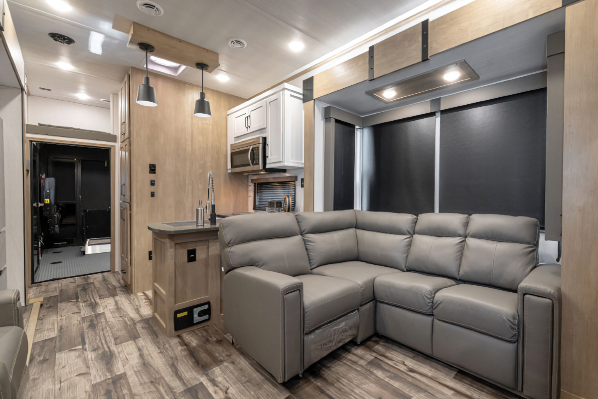 new 2023 RVs