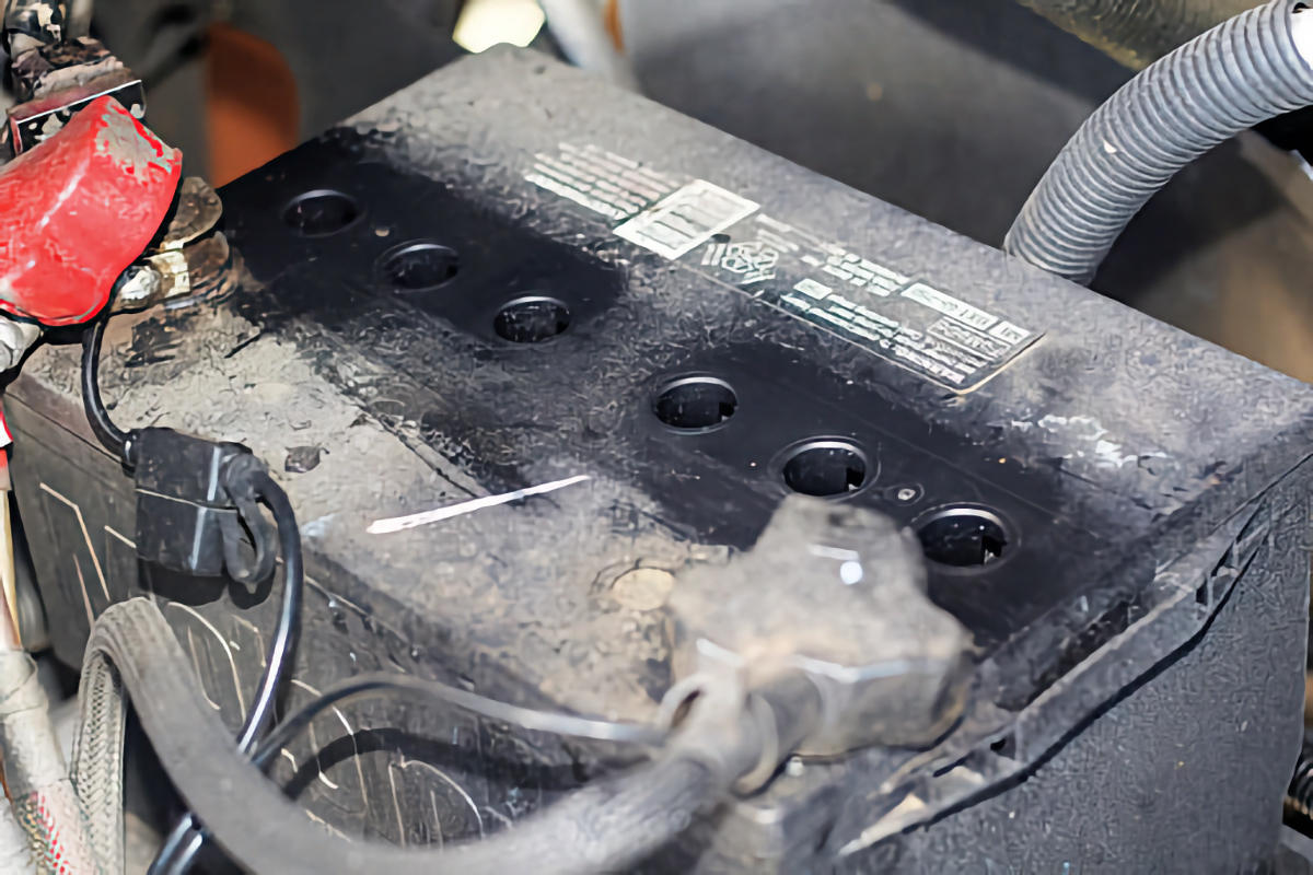 RV battery maintenance