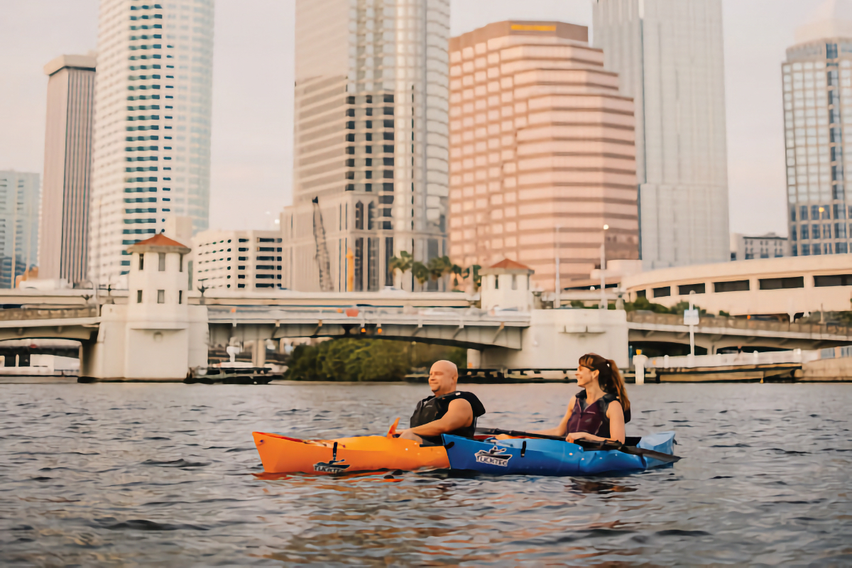 inflatable kayaks canoes paddleboards