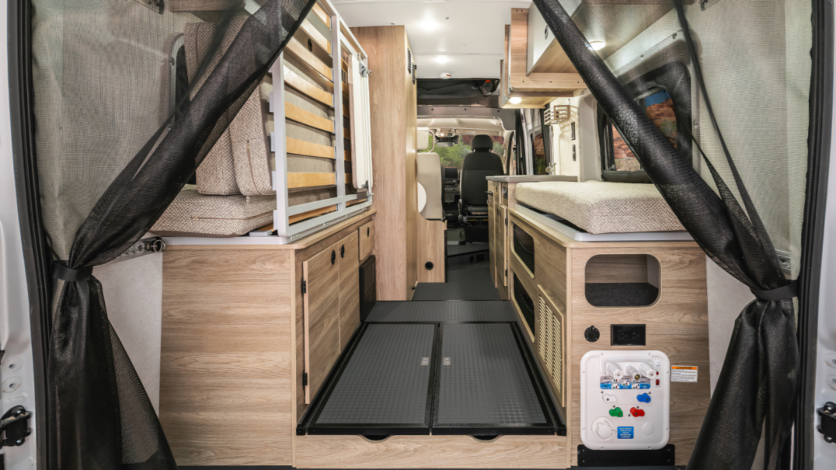 Winnebago Solis