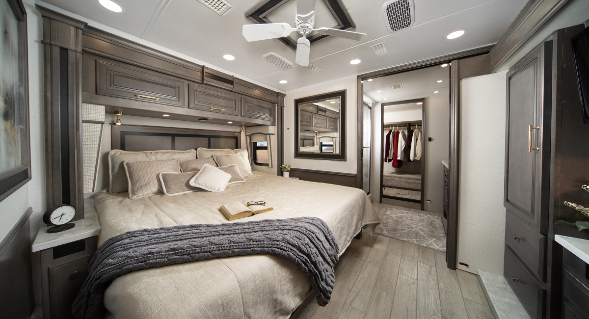 Entegra Coach Cornerstone